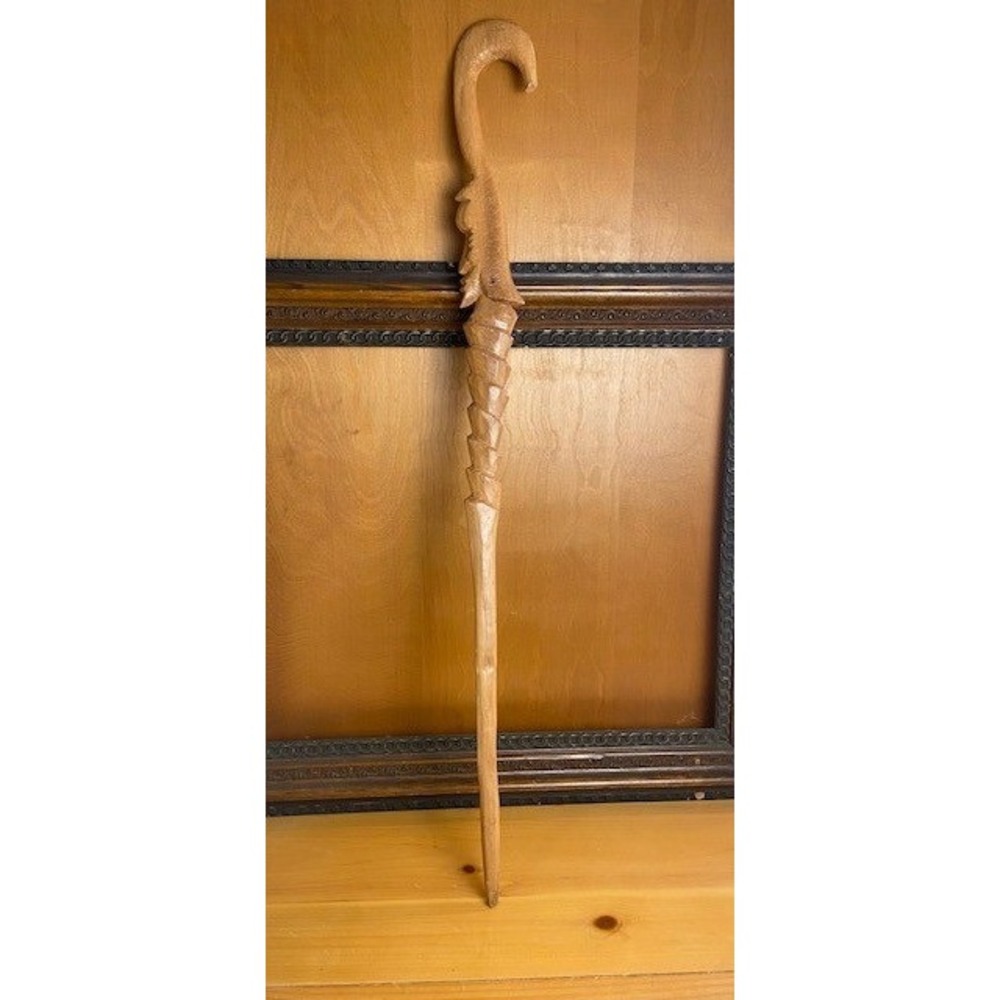 Vintage Hand Carved Wood Walking Cane Folk Art Face Spiral Design 39 Inch Staff